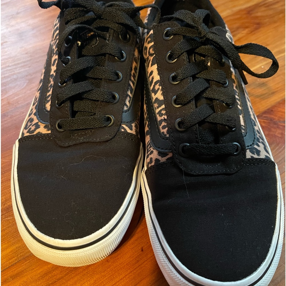 Women’s leopard Vans - Picture 2 of 4
